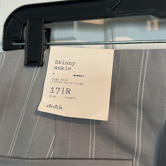 NWT a new day grey skinny ankle pant size 17 - Picture 6 of 6